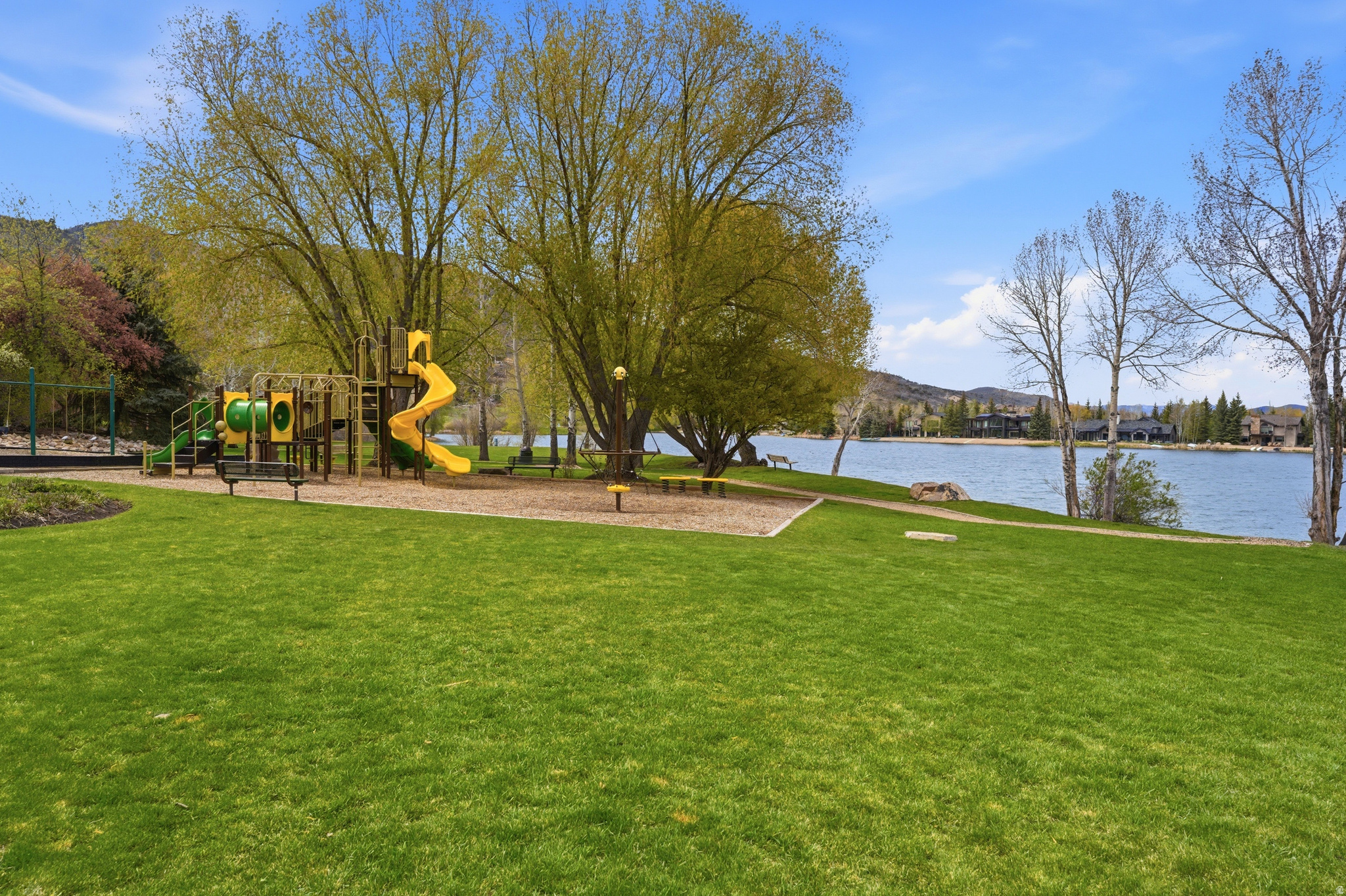 SILVER SPRINGS - Residential