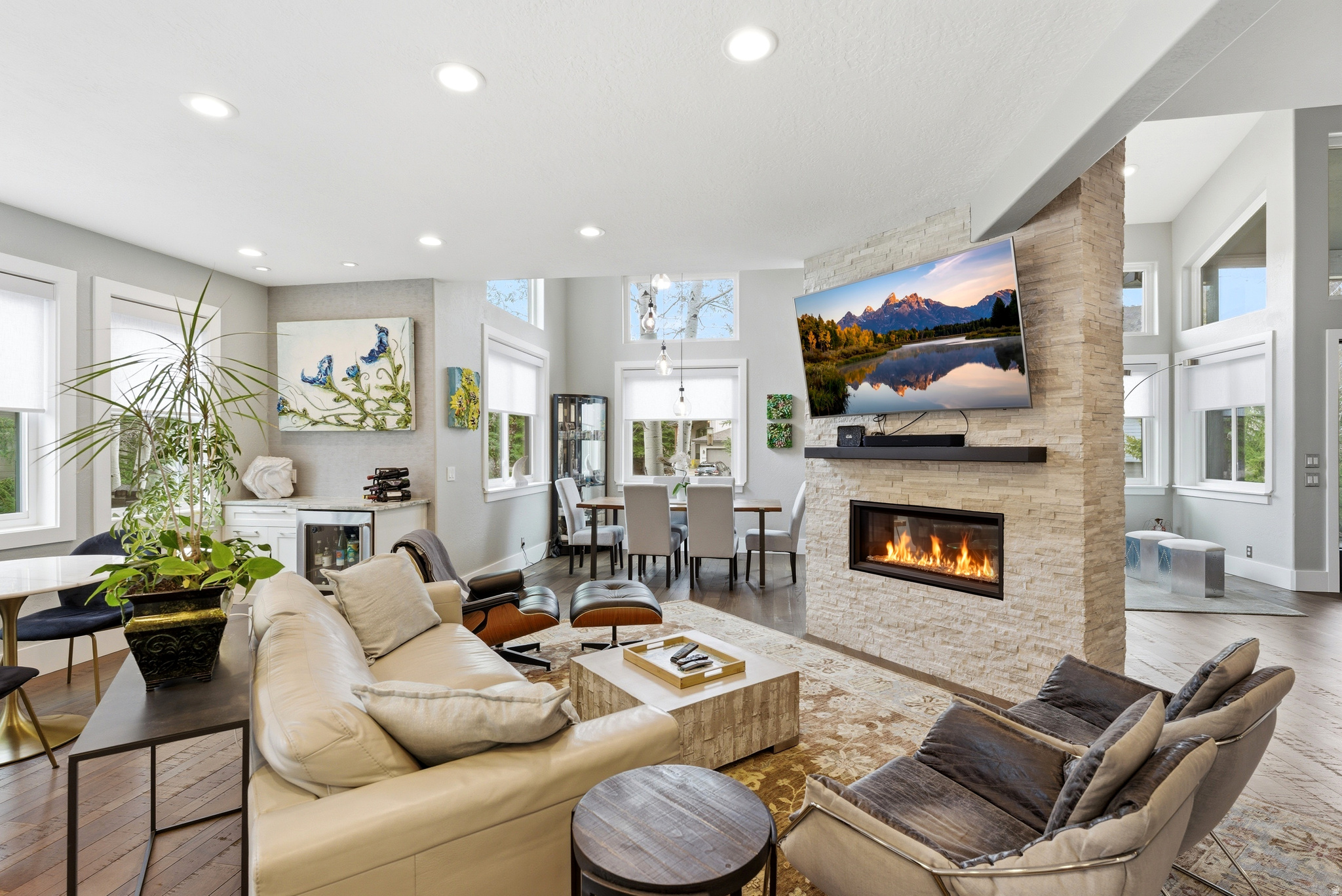 SILVER SPRINGS - Residential