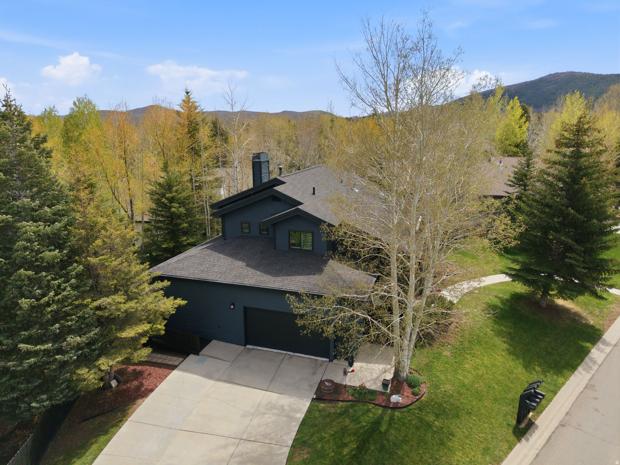 SILVER SPRINGS - Residential