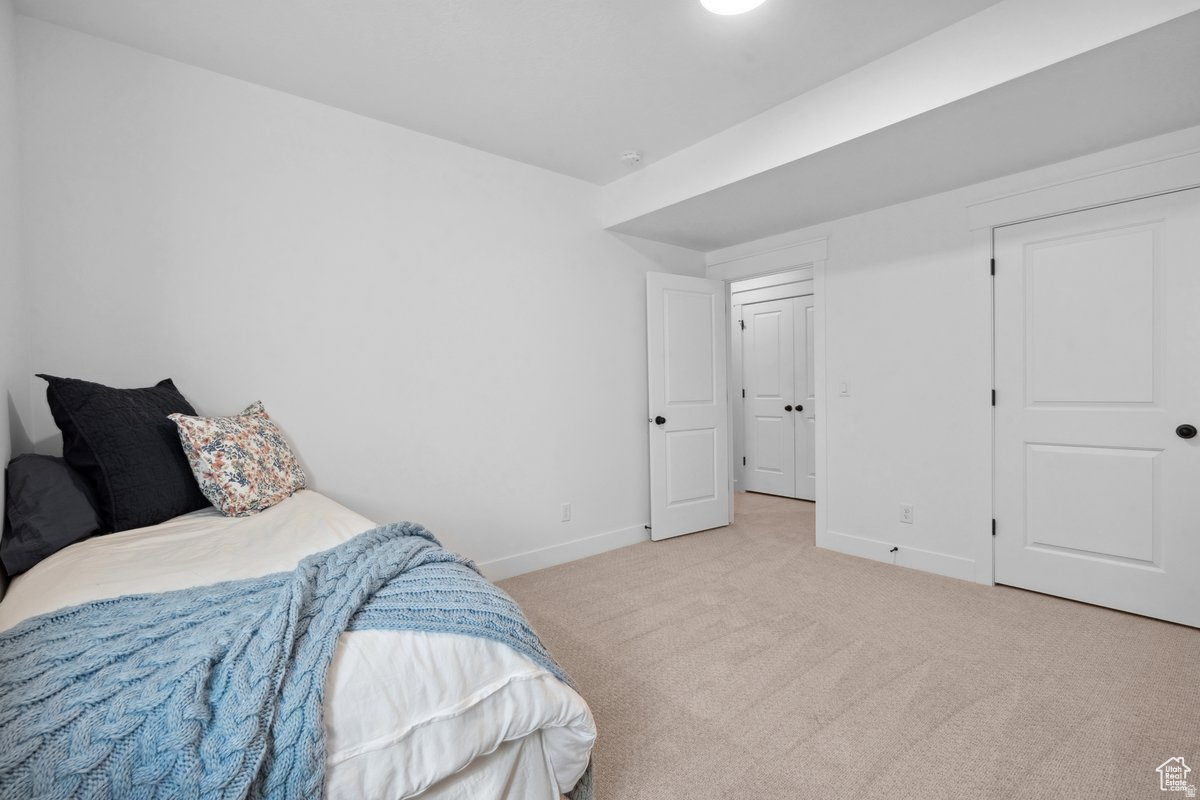 DAYBREAK - Residential