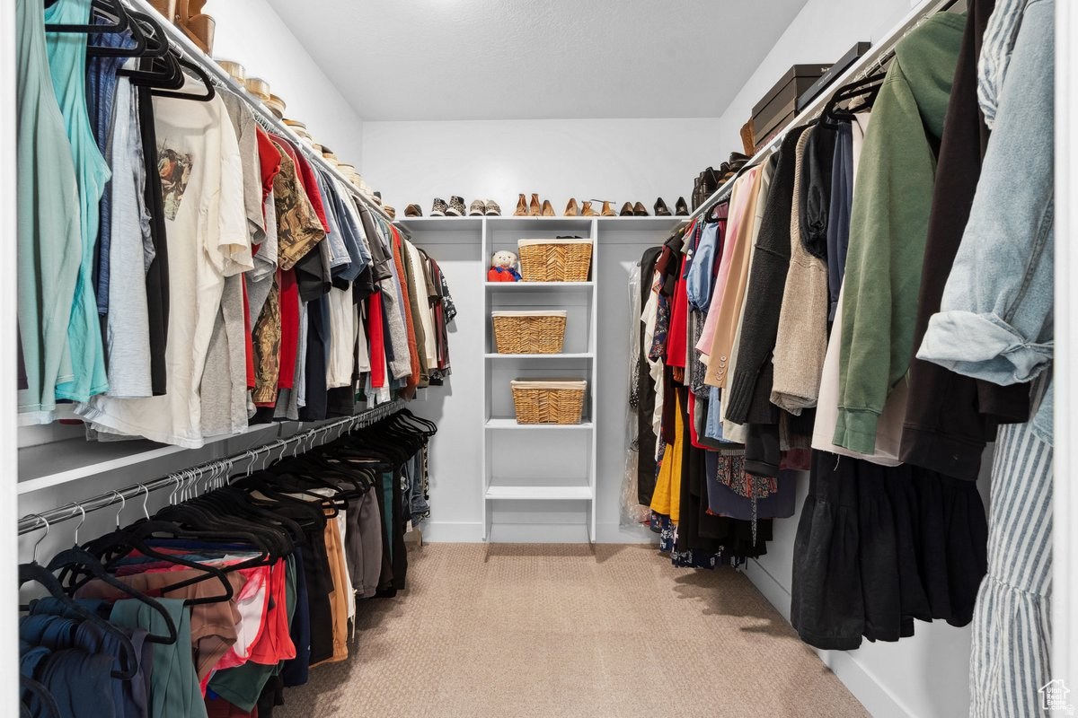 DAYBREAK - Residential