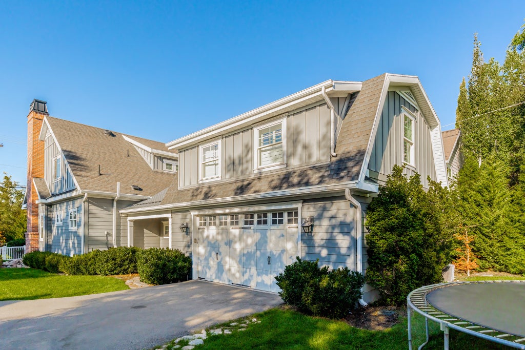 Photo of 2520 E EVERGREEN AVE, Salt Lake City, UT 84109 (MLS # 2186842)