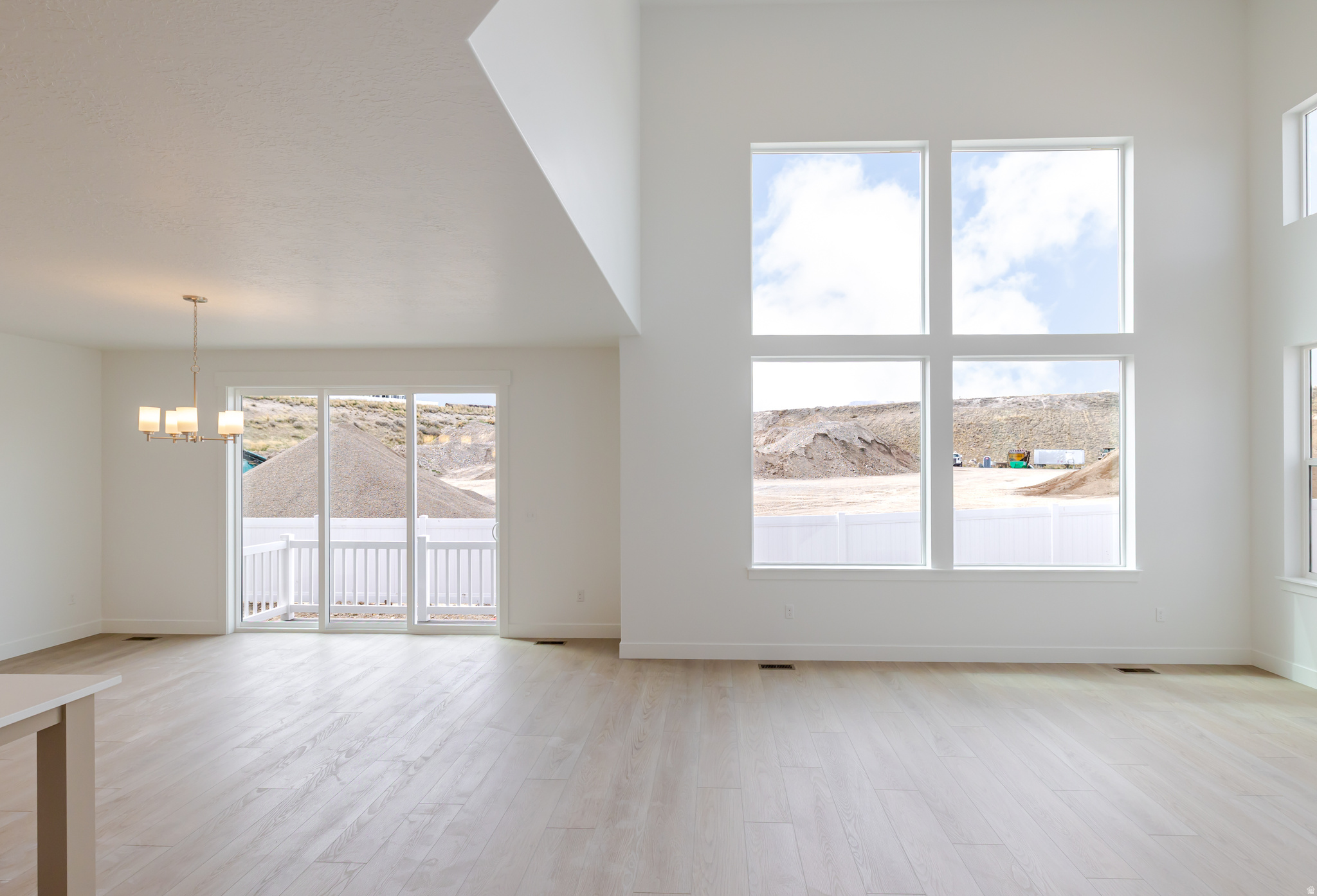 RIVER POINT - Residential