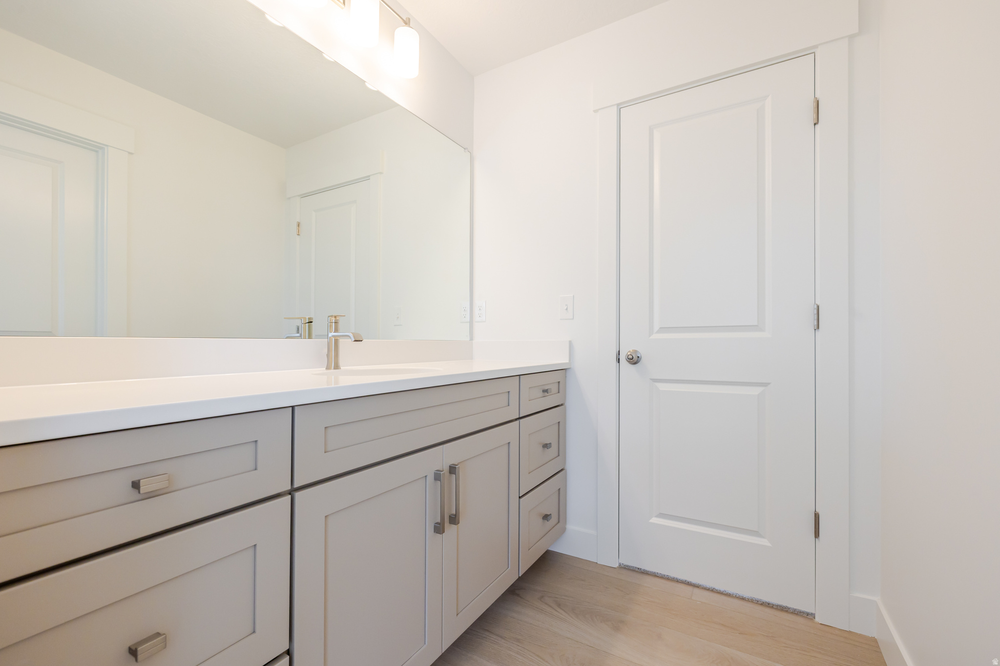 RIVER POINT - Residential