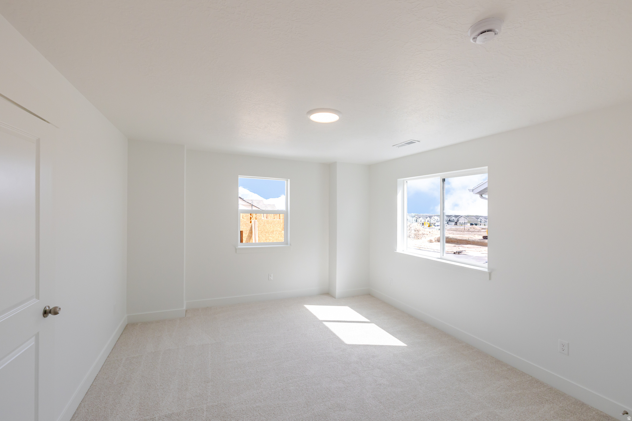 RIVER POINT - Residential