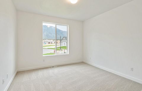 Tiny photo for 1001 E 250 S #20, Salem, UT 84653 (MLS # 2121070)