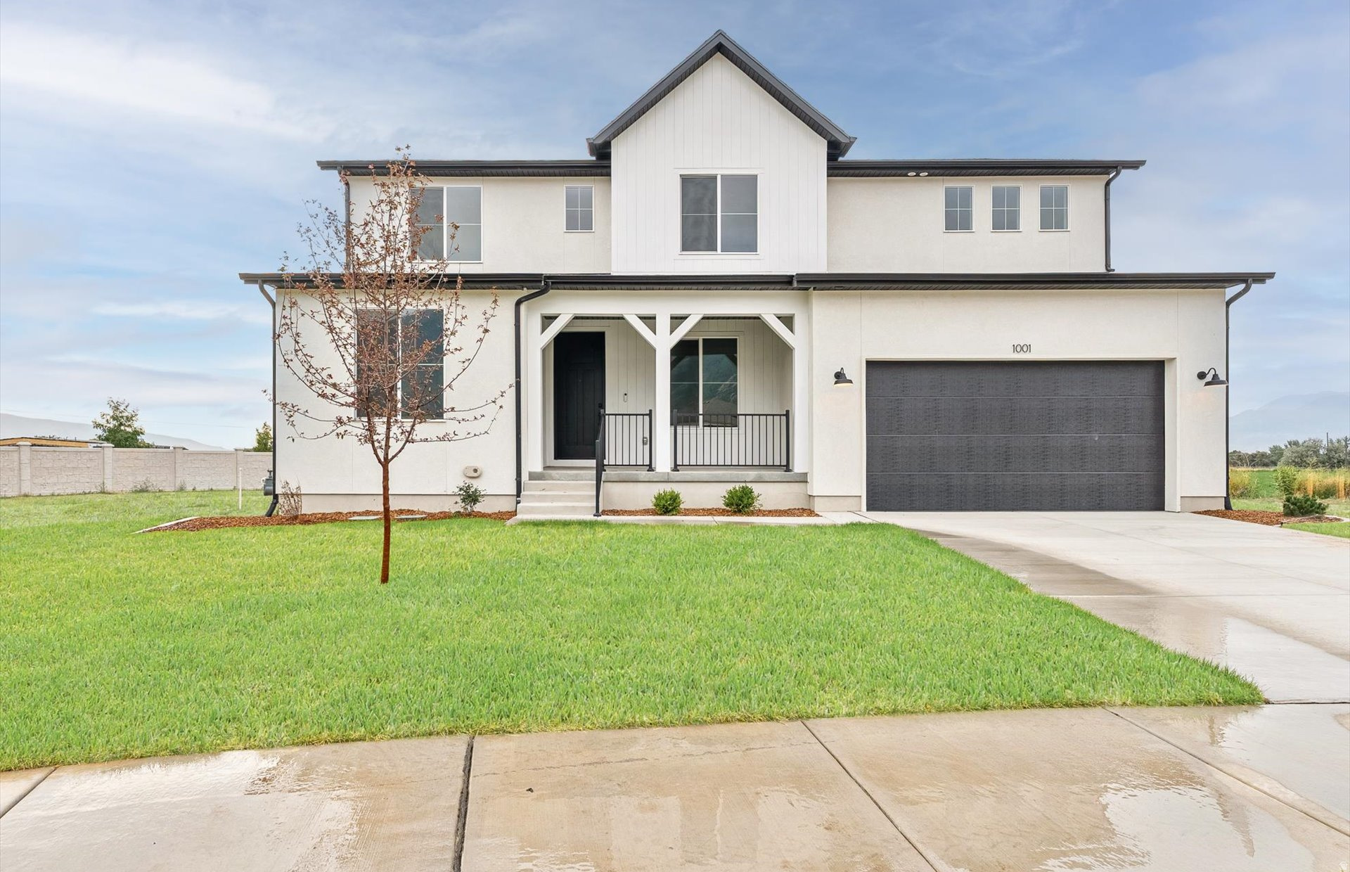 FOOTHILLS - Residential