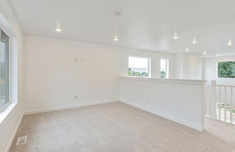 Tiny photo for 1001 E 250 S #20, Salem, UT 84653 (MLS # 2121070)