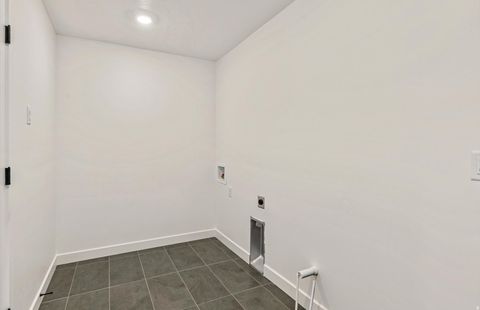 Tiny photo for 1001 E 250 S #20, Salem, UT 84653 (MLS # 2121070)