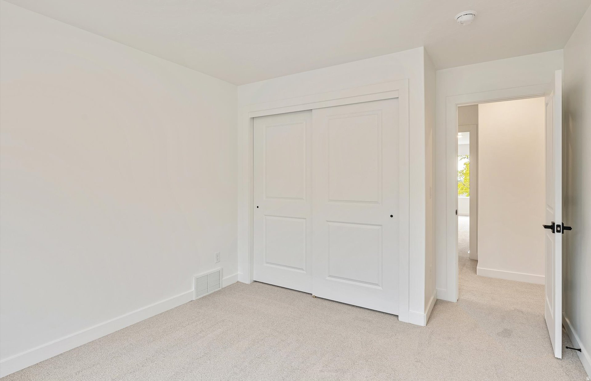 FOOTHILLS - Residential