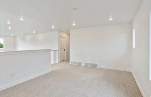 Tiny photo for 1001 E 250 S #20, Salem, UT 84653 (MLS # 2121070)