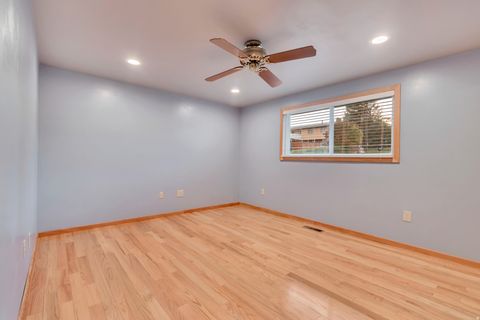 Tiny photo for 390 S SALEM DR, Salem, UT 84653 (MLS # 2140223)