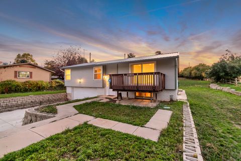 Tiny photo for 390 S SALEM DR, Salem, UT 84653 (MLS # 2140223)