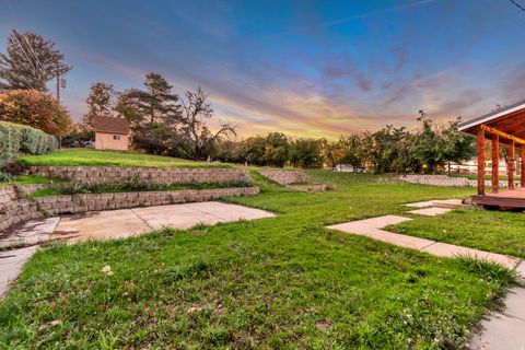 Tiny photo for 390 S SALEM DR, Salem, UT 84653 (MLS # 2140223)