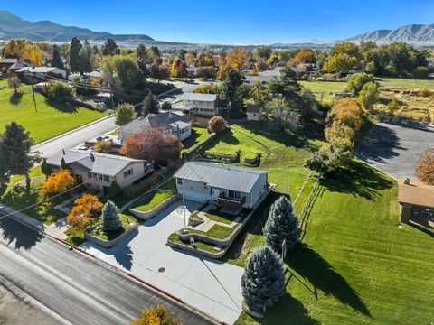Tiny photo for 390 S SALEM DR, Salem, UT 84653 (MLS # 2140223)