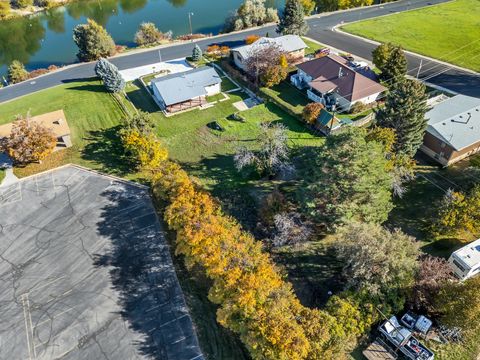 Tiny photo for 390 S SALEM DR, Salem, UT 84653 (MLS # 2140223)