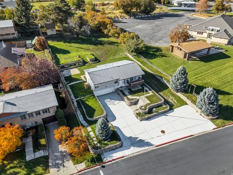 Tiny photo for 390 S SALEM DR, Salem, UT 84653 (MLS # 2140223)