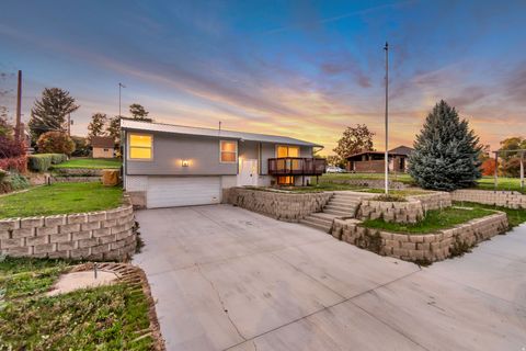 Tiny photo for 390 S SALEM DR, Salem, UT 84653 (MLS # 2140223)