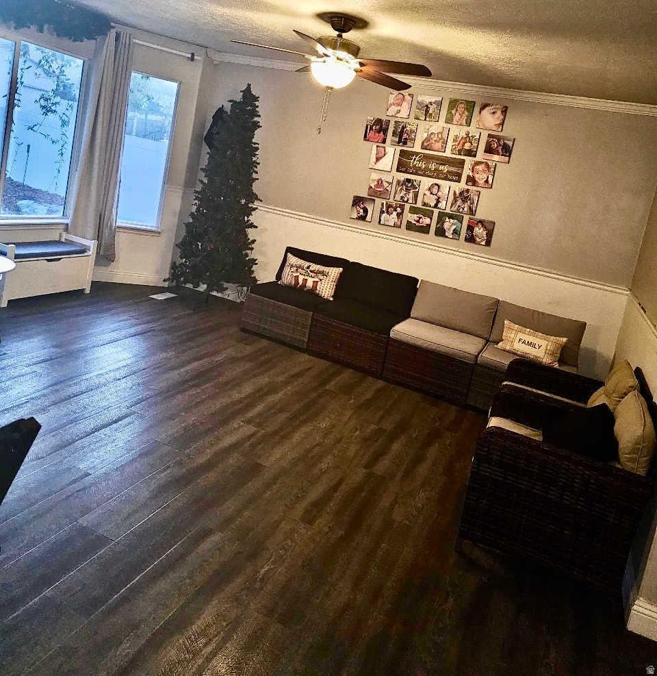 OQUIRRH HIGHLANDS #8 - Residential