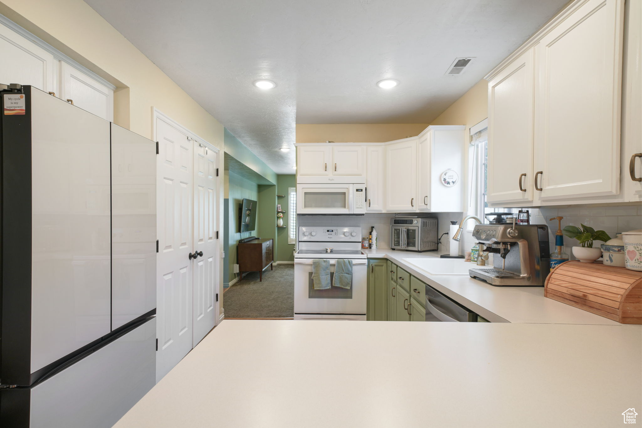 SUNSET PARK - Residential