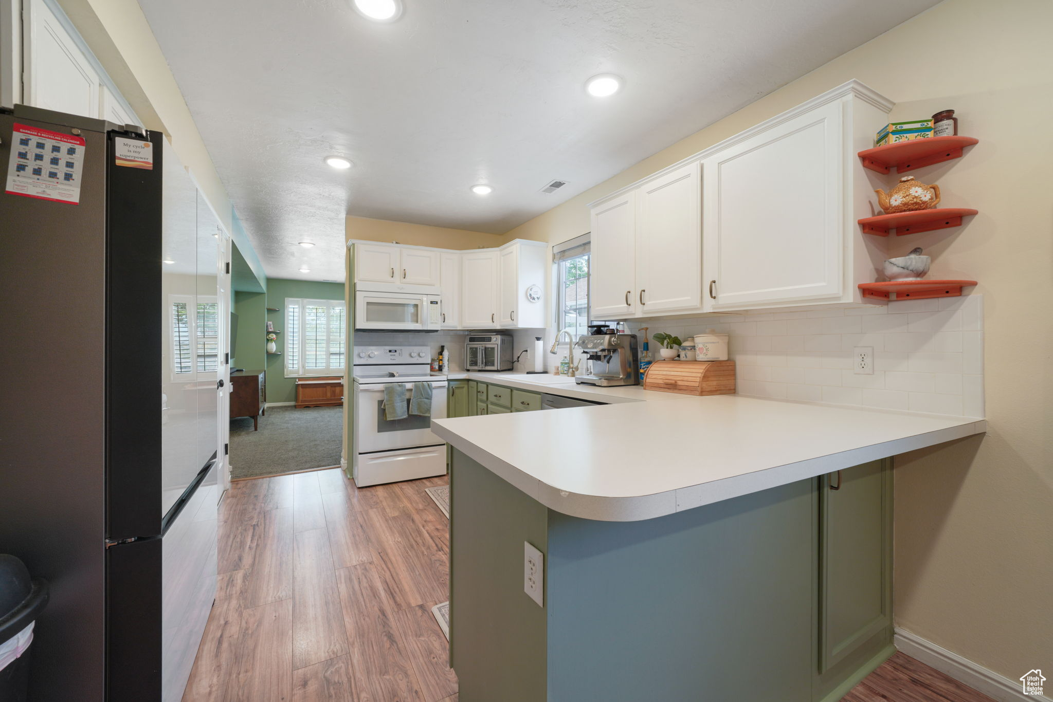 SUNSET PARK - Residential
