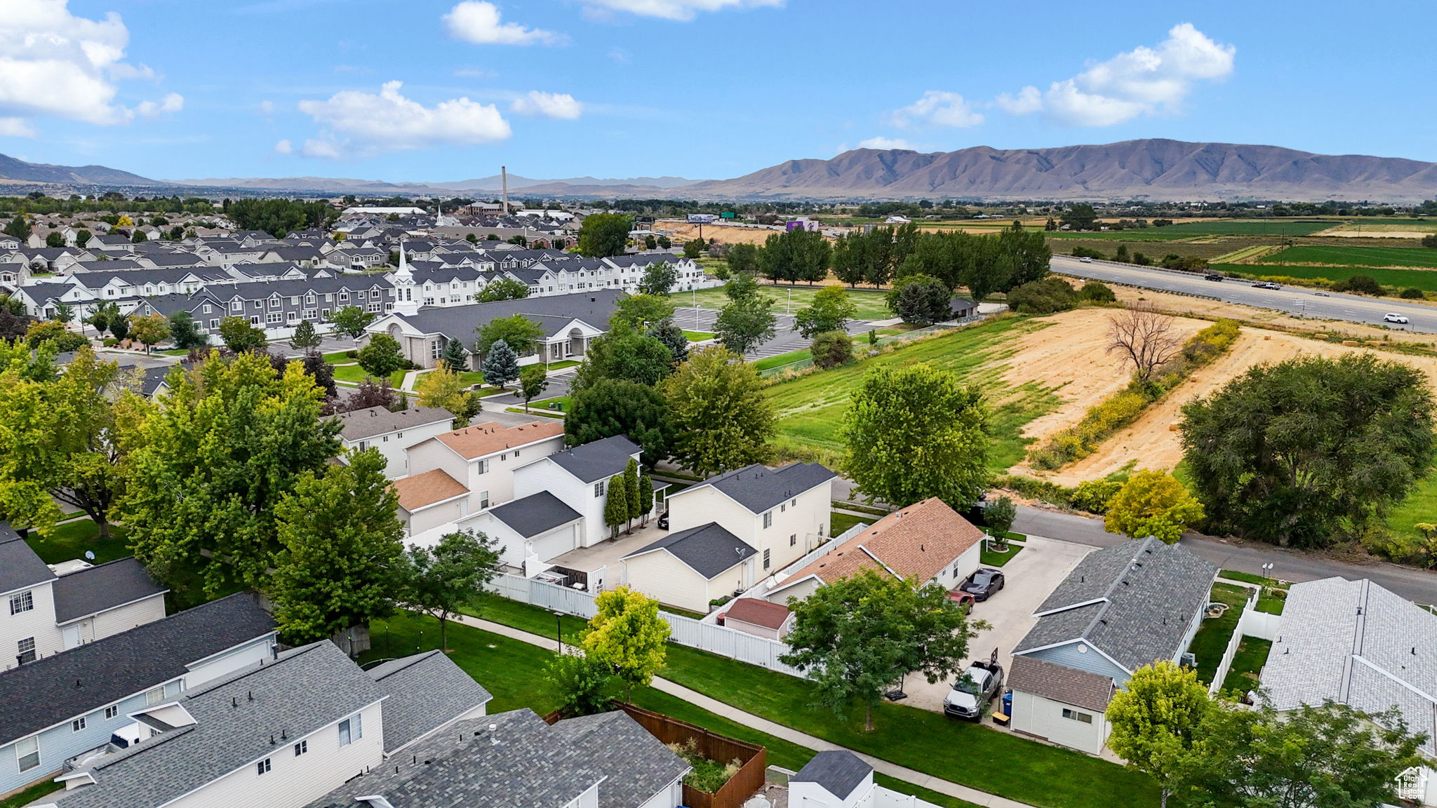 SUNSET PARK - Residential