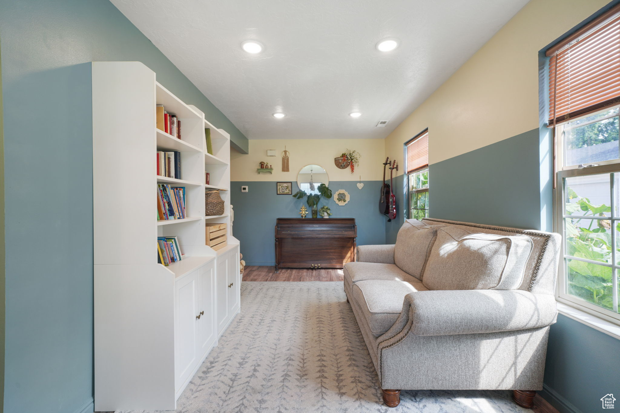 SUNSET PARK - Residential
