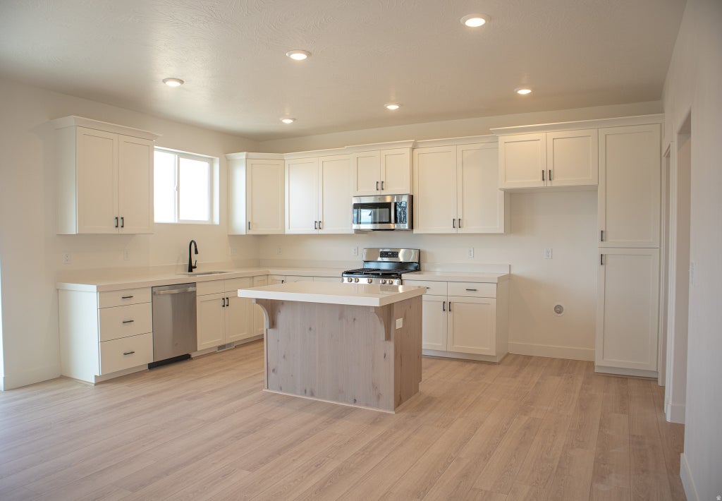 Photo of 3921 N CHRISTOPHER STREET LOT St #119, Eagle Mountain, UT 84005 (MLS # 2175942)