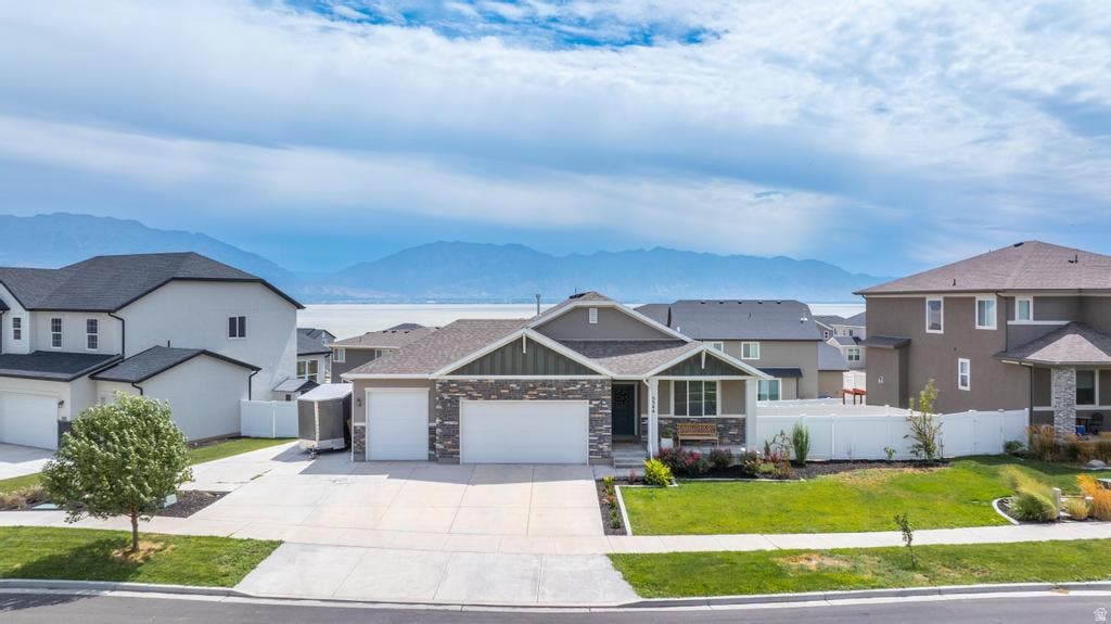 Photo of 3344 S TIGER HERON DR, Saratoga Springs, UT 84045 (MLS # 2178344)