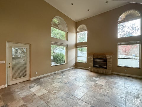 Tiny photo for 690 LISTON CIR, Kaysville, UT 84037 (MLS # 2190380)