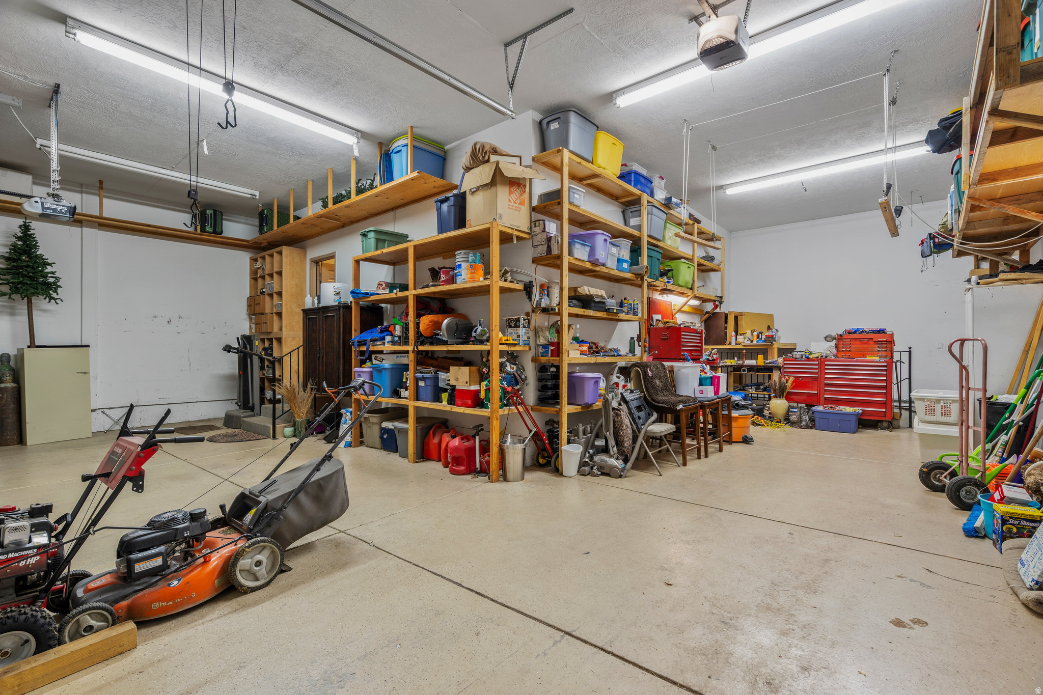 PROSPECTOR PLACE - Residential