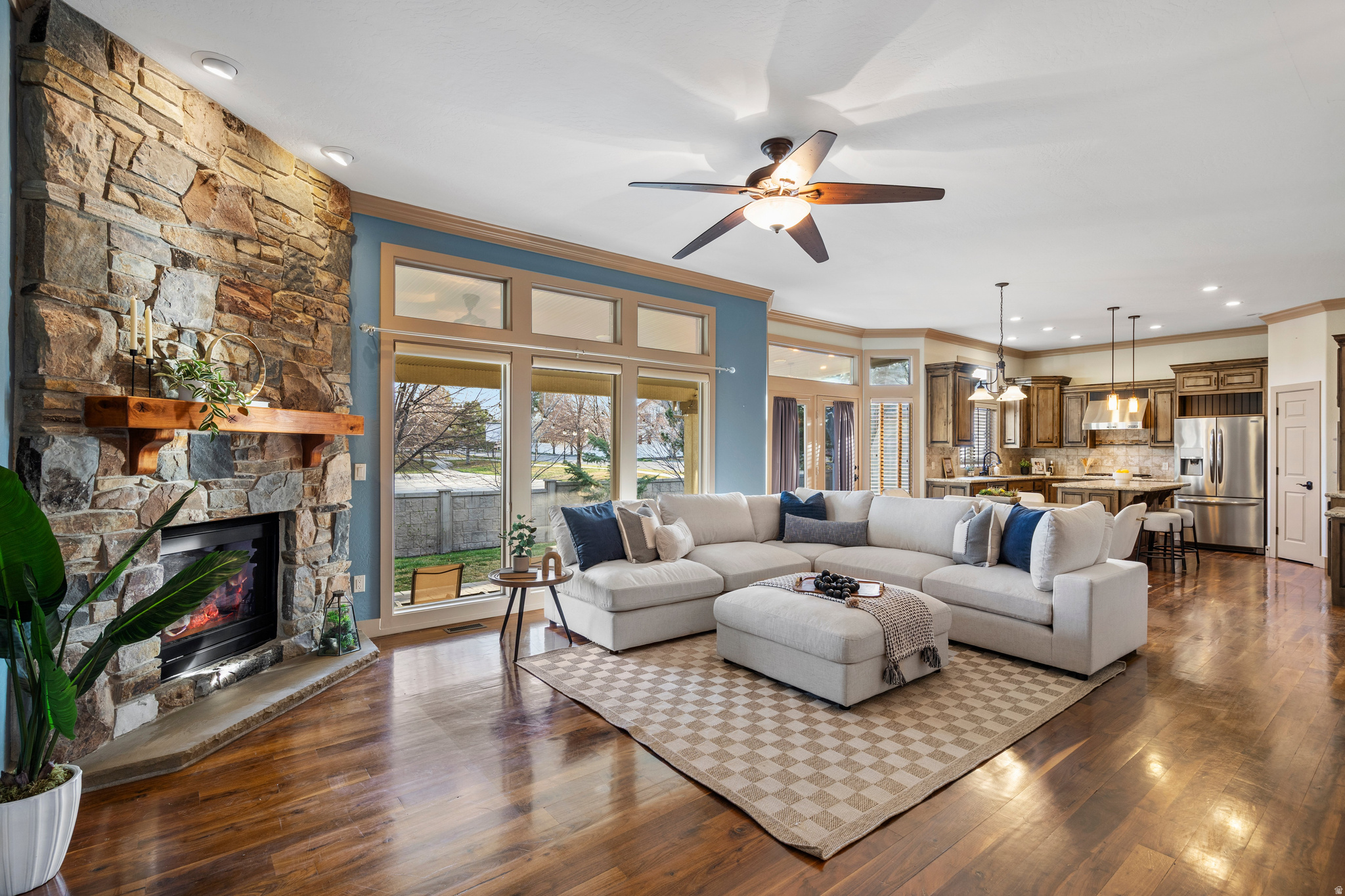 PROSPECTOR PLACE - Residential