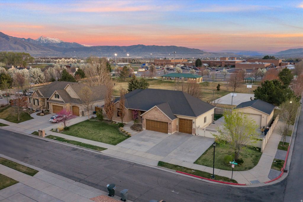 Photo of 2182 W COPPER KING LN S, South Jordan, UT 84095 (MLS # 2146222)