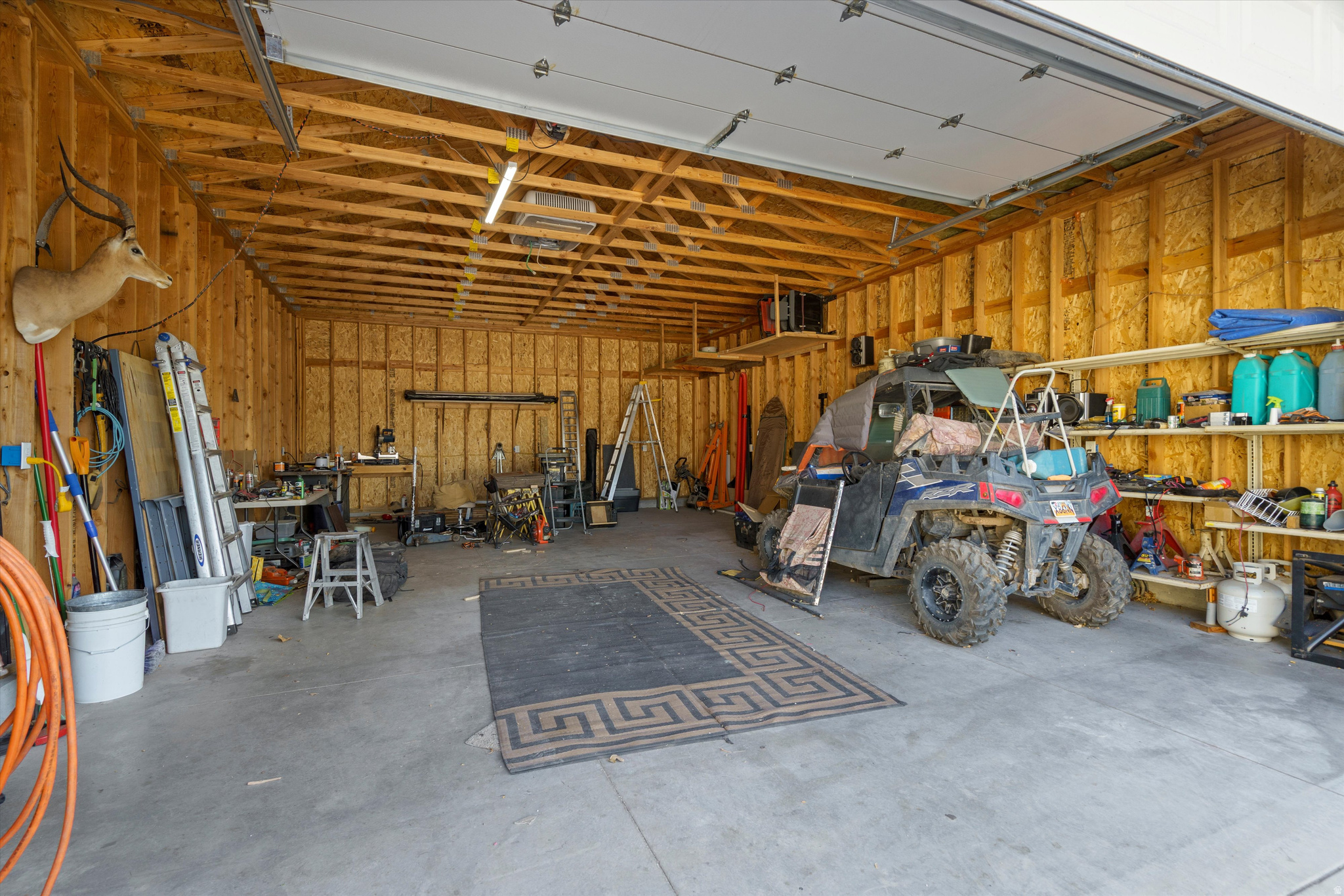 PROSPECTOR PLACE - Residential