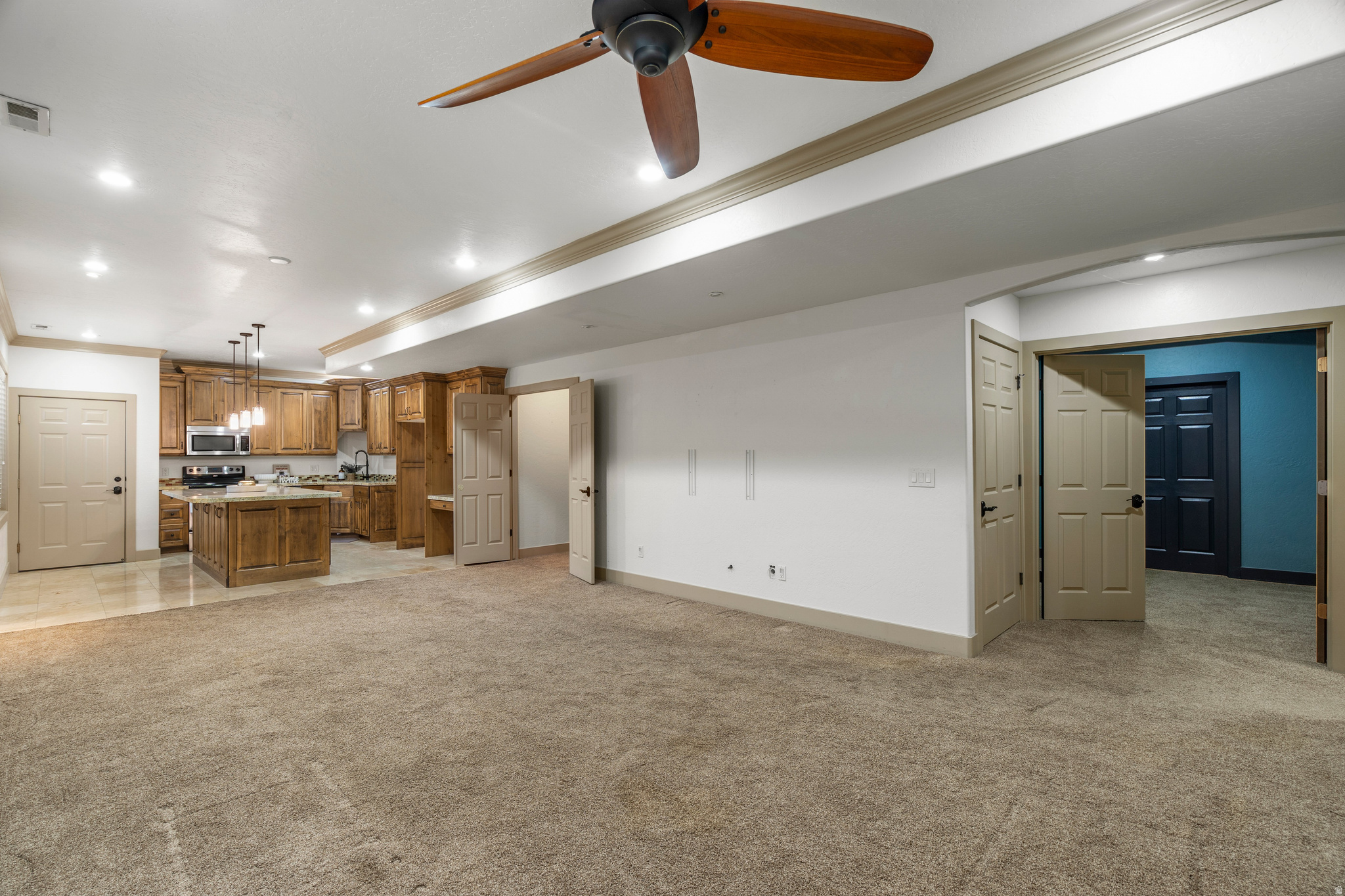 PROSPECTOR PLACE - Residential