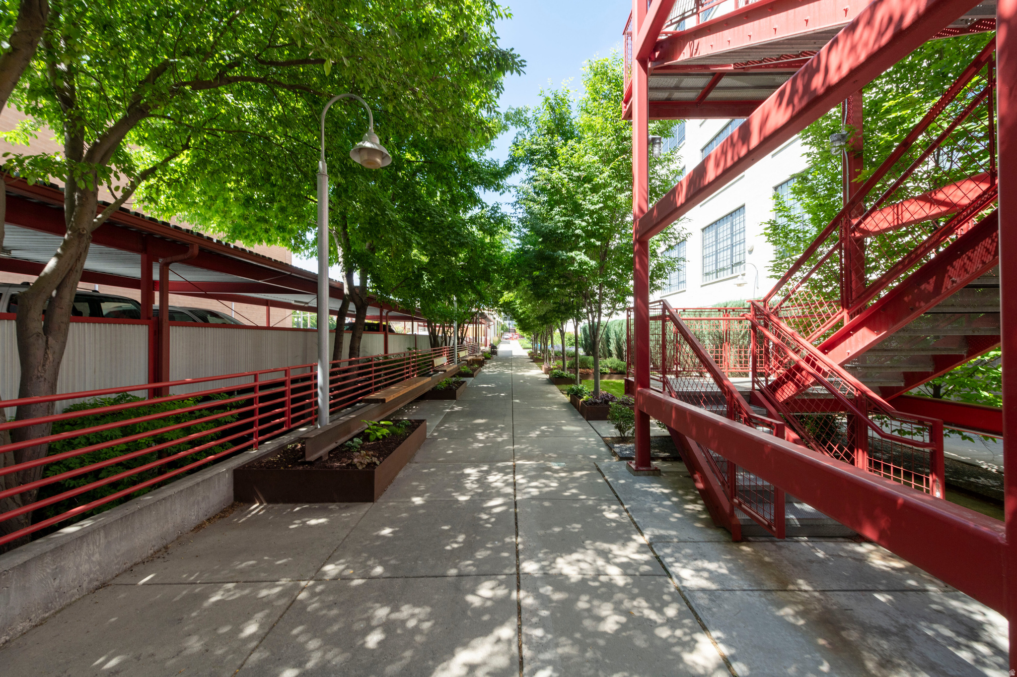 BROADWAY LOFTS CONDO - Residential