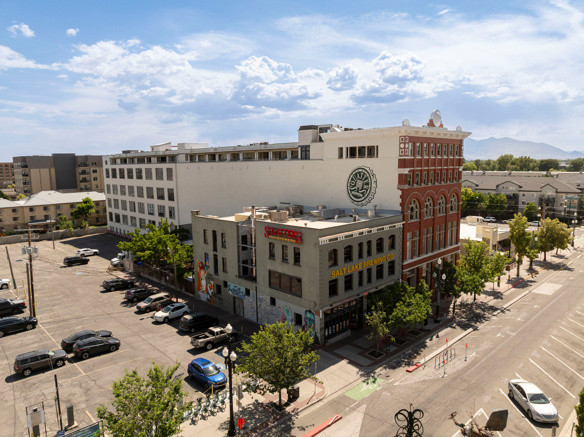 BROADWAY LOFTS CONDO - Residential