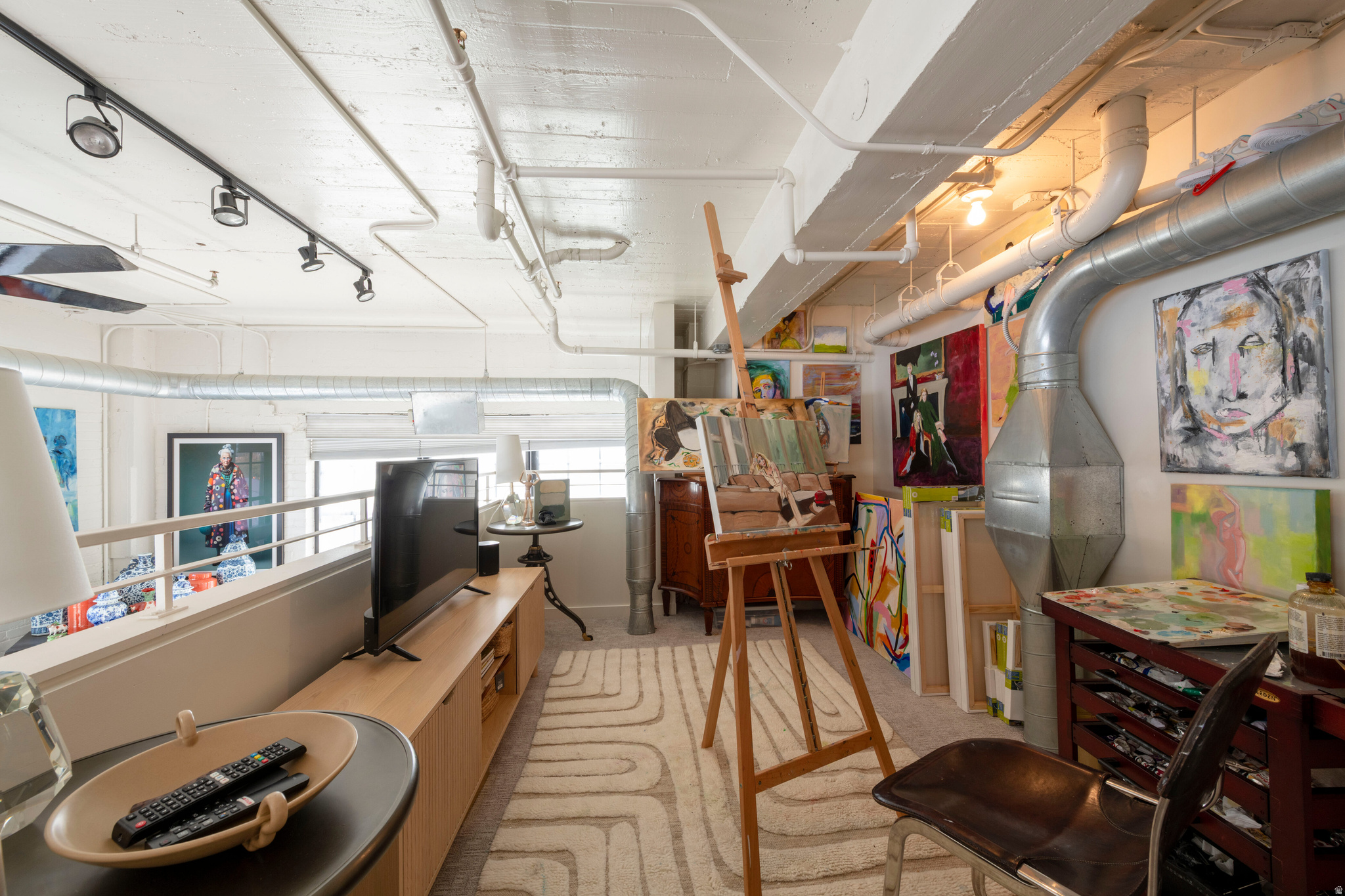 BROADWAY LOFTS CONDO - Residential