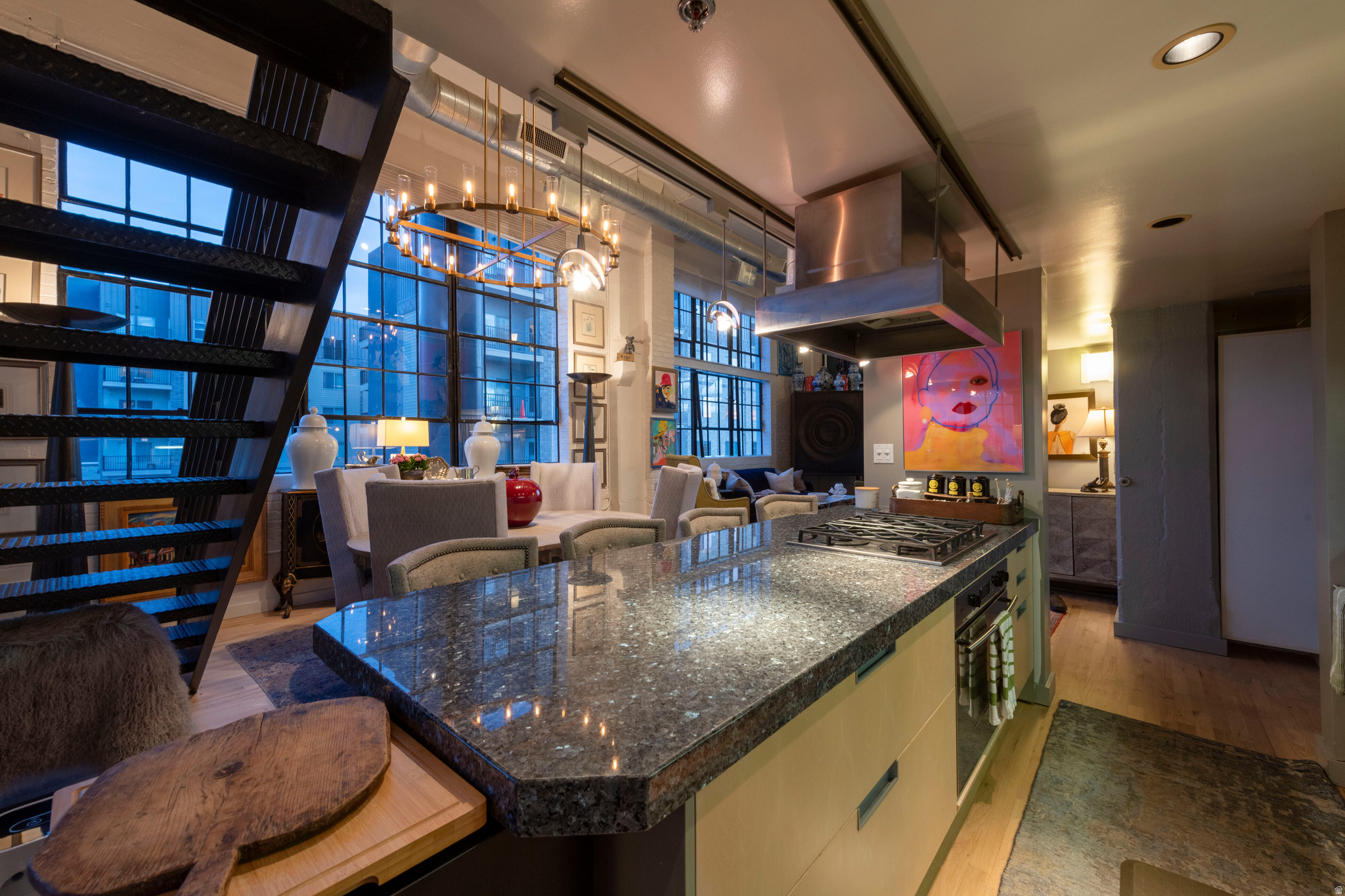 BROADWAY LOFTS CONDO - Residential