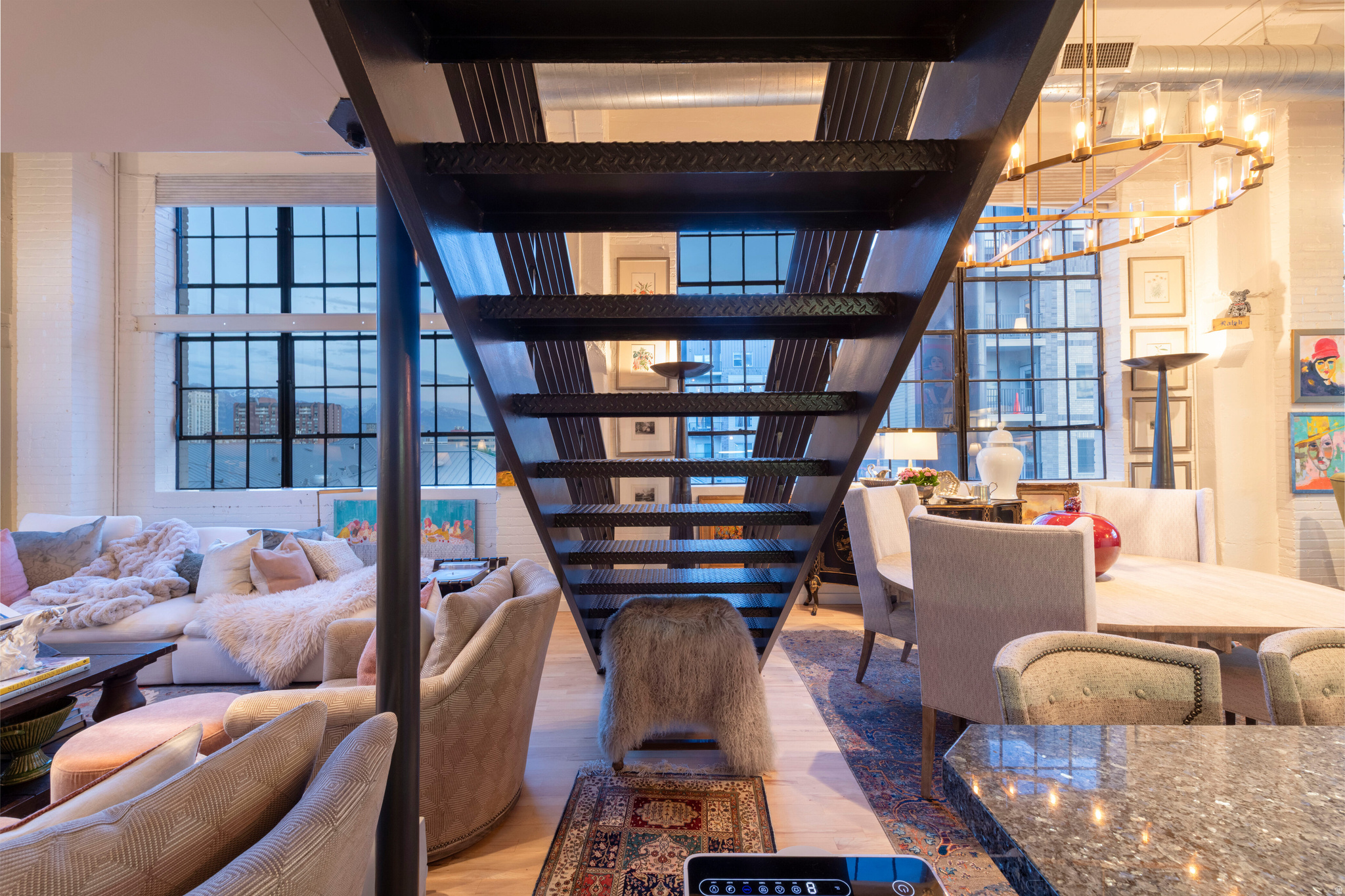 BROADWAY LOFTS CONDO - Residential