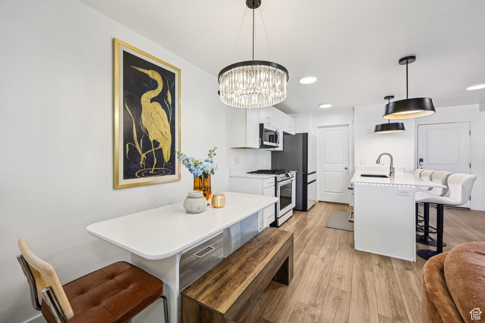 GATEWAY TO LITTLE VALLEY - Residential