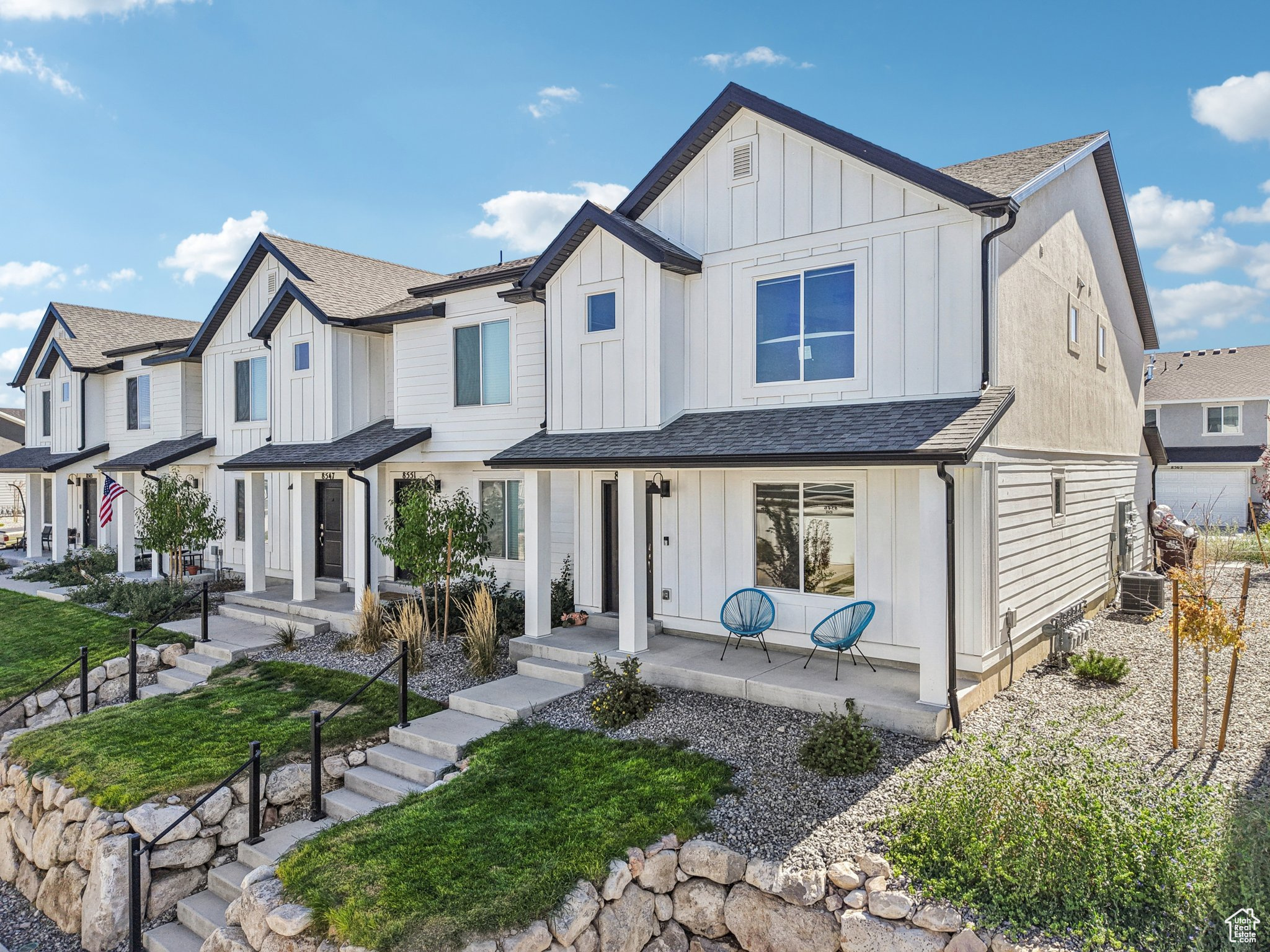GATEWAY TO LITTLE VALLEY - Residential