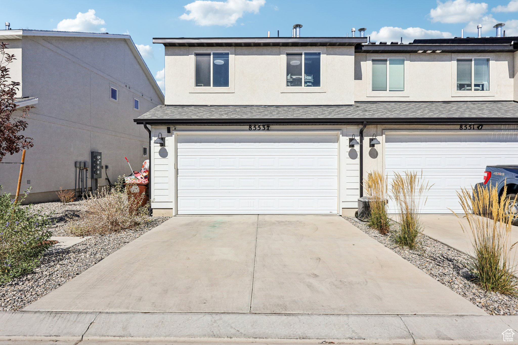 GATEWAY TO LITTLE VALLEY - Residential