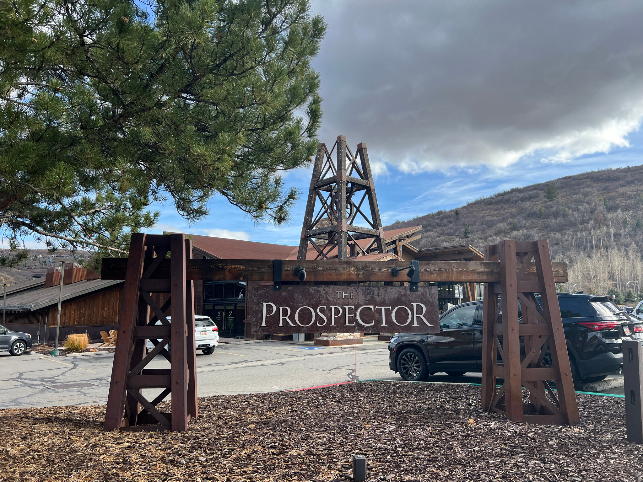 PROSPECTOR SQUARE CONDO - Residential