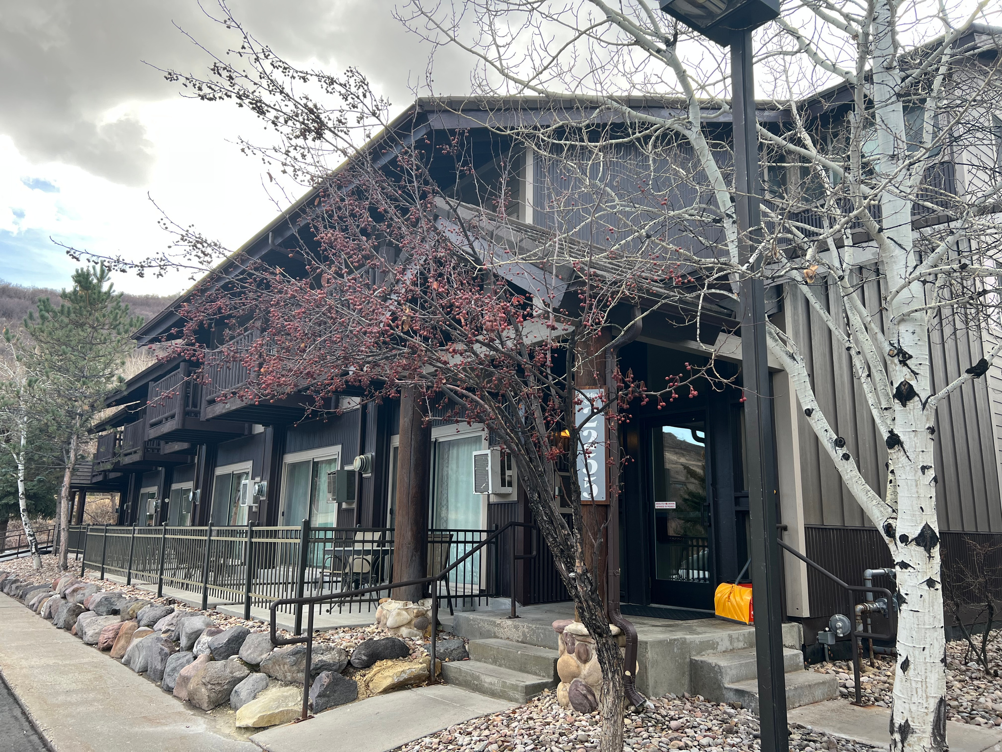 PROSPECTOR SQUARE CONDO - Residential