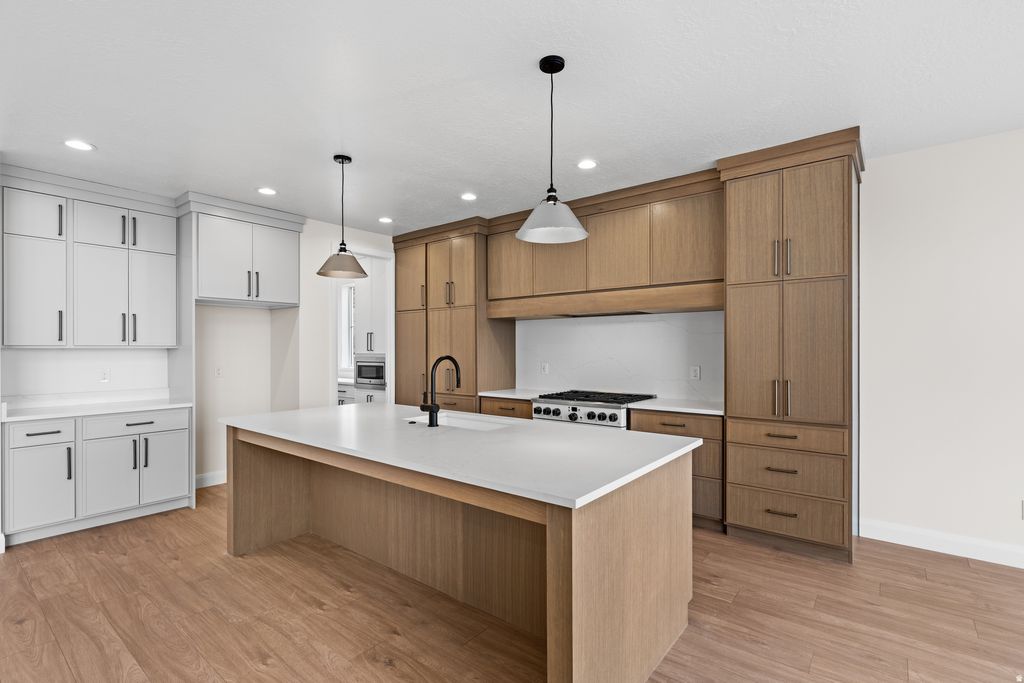 Photo of 1872 S 100 E #6, Payson, UT 84651 (MLS # 2141590)