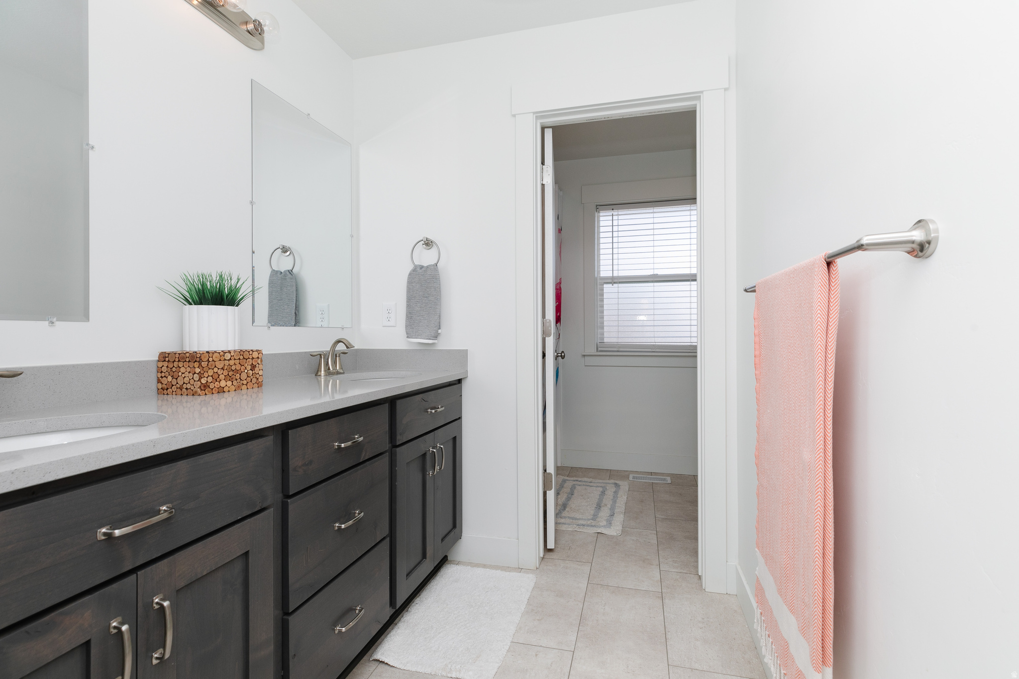 AMR5 MINOR SUBDIVISION - Residential