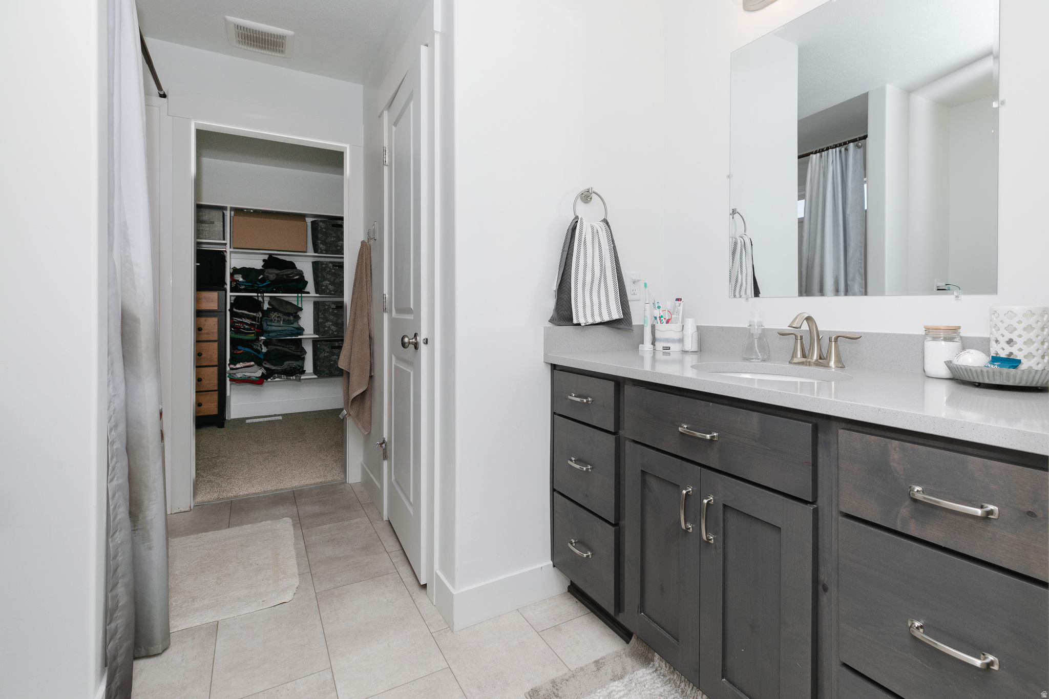 AMR5 MINOR SUBDIVISION - Residential