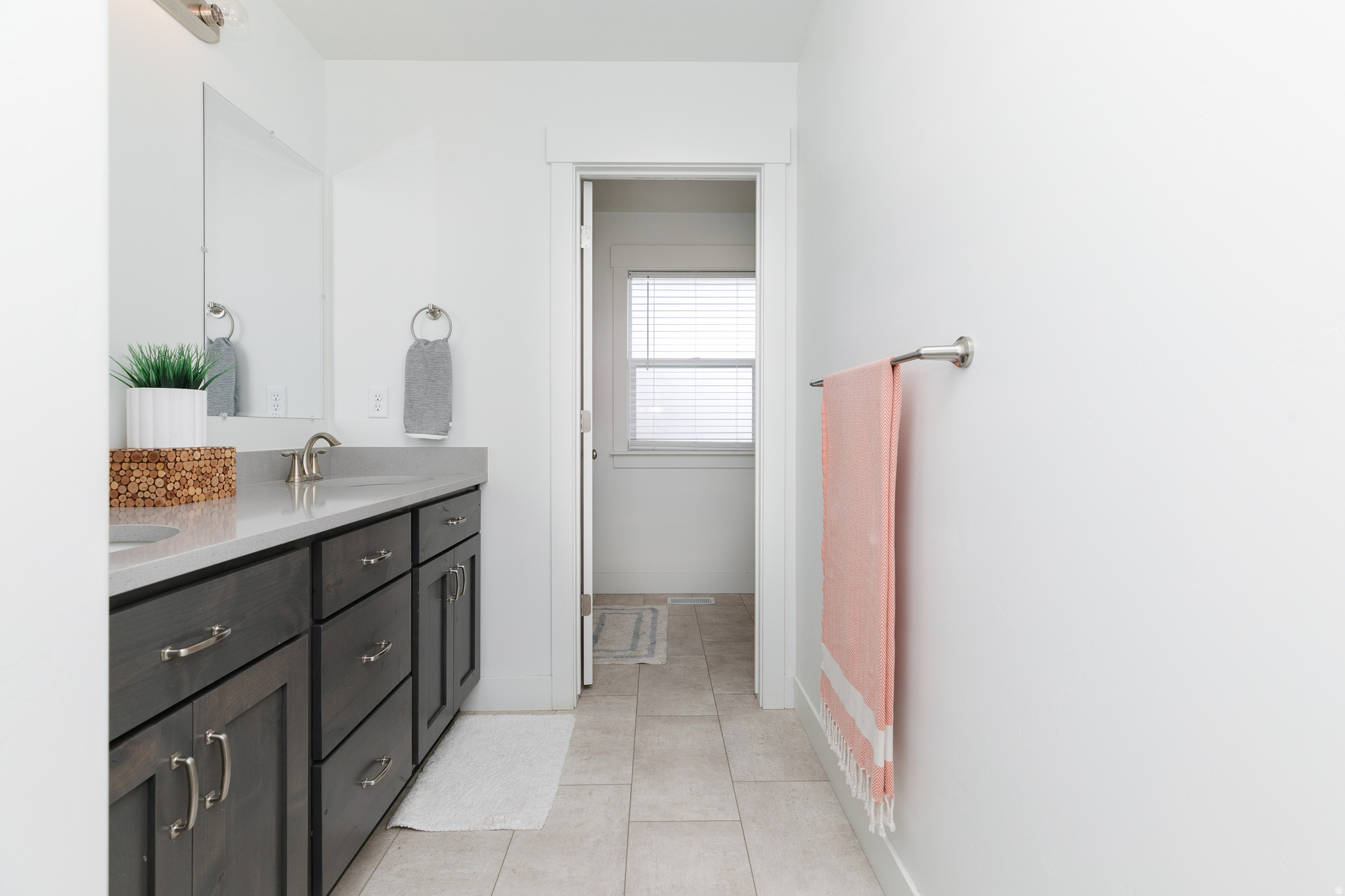 AMR5 MINOR SUBDIVISION - Residential