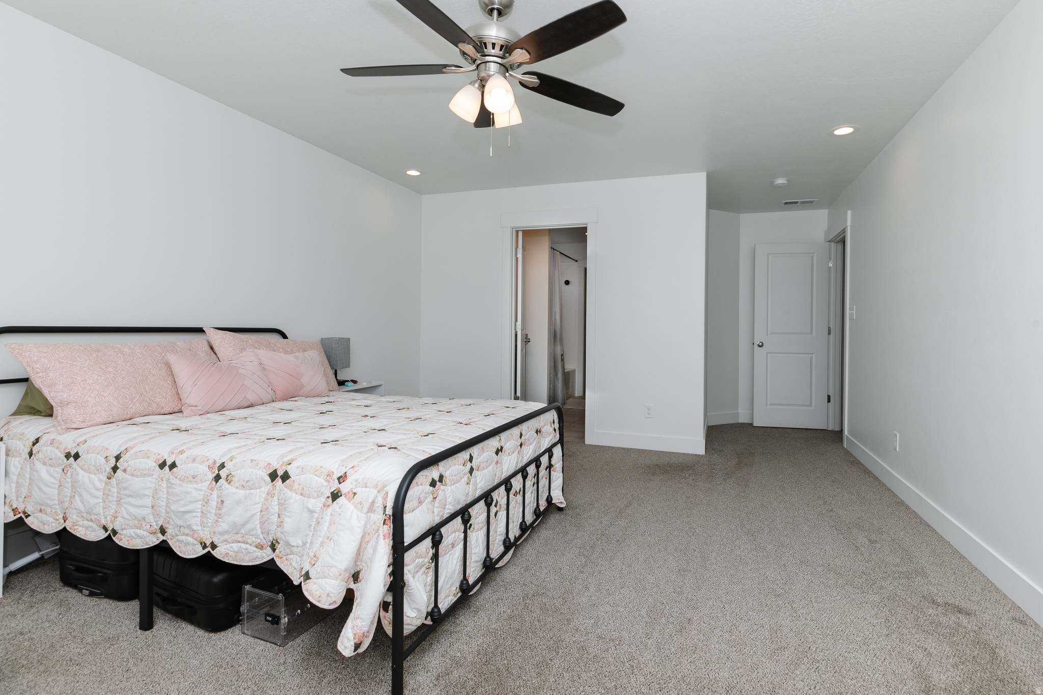 AMR5 MINOR SUBDIVISION - Residential